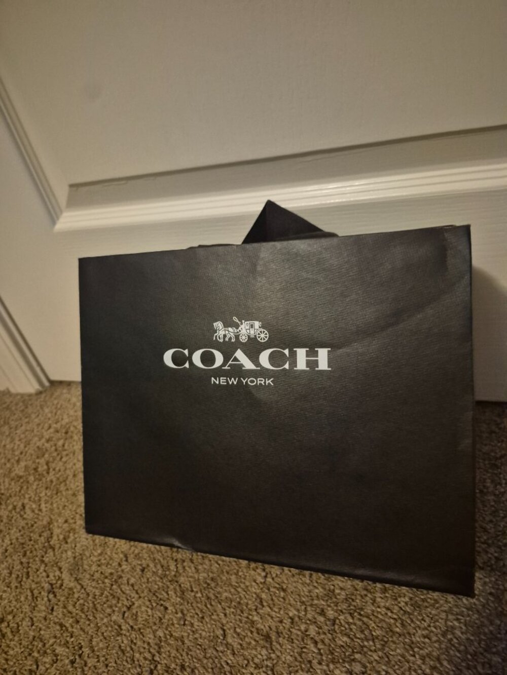 Coach refined calf leather jet shoulder - Picture 4 of 4